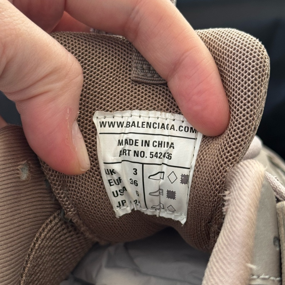 Balenciaga Women’s Track Recycled-sole Sneakers Light Khaki Size 36 - Picture 5 of 8